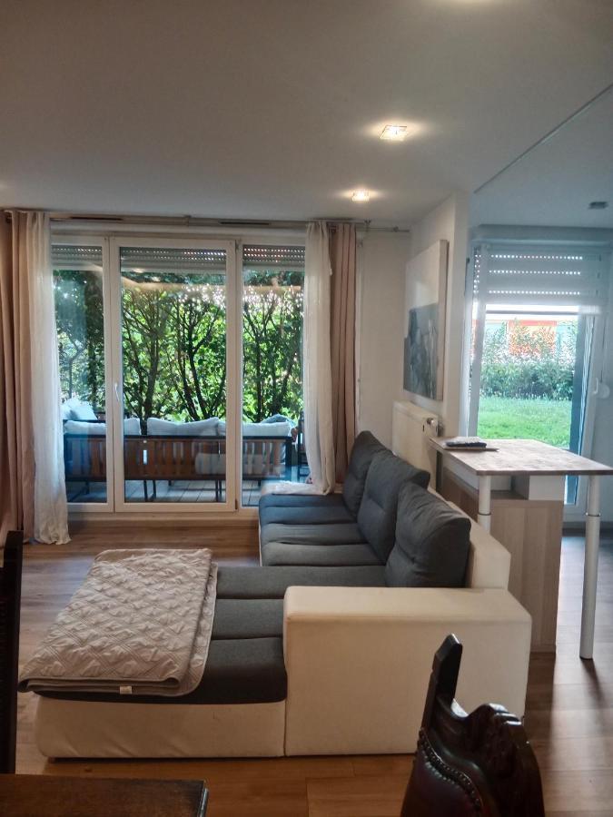 Tres Bel Appartement Rez De Jardin Appart De 53M2. Pfastatt Экстерьер фото